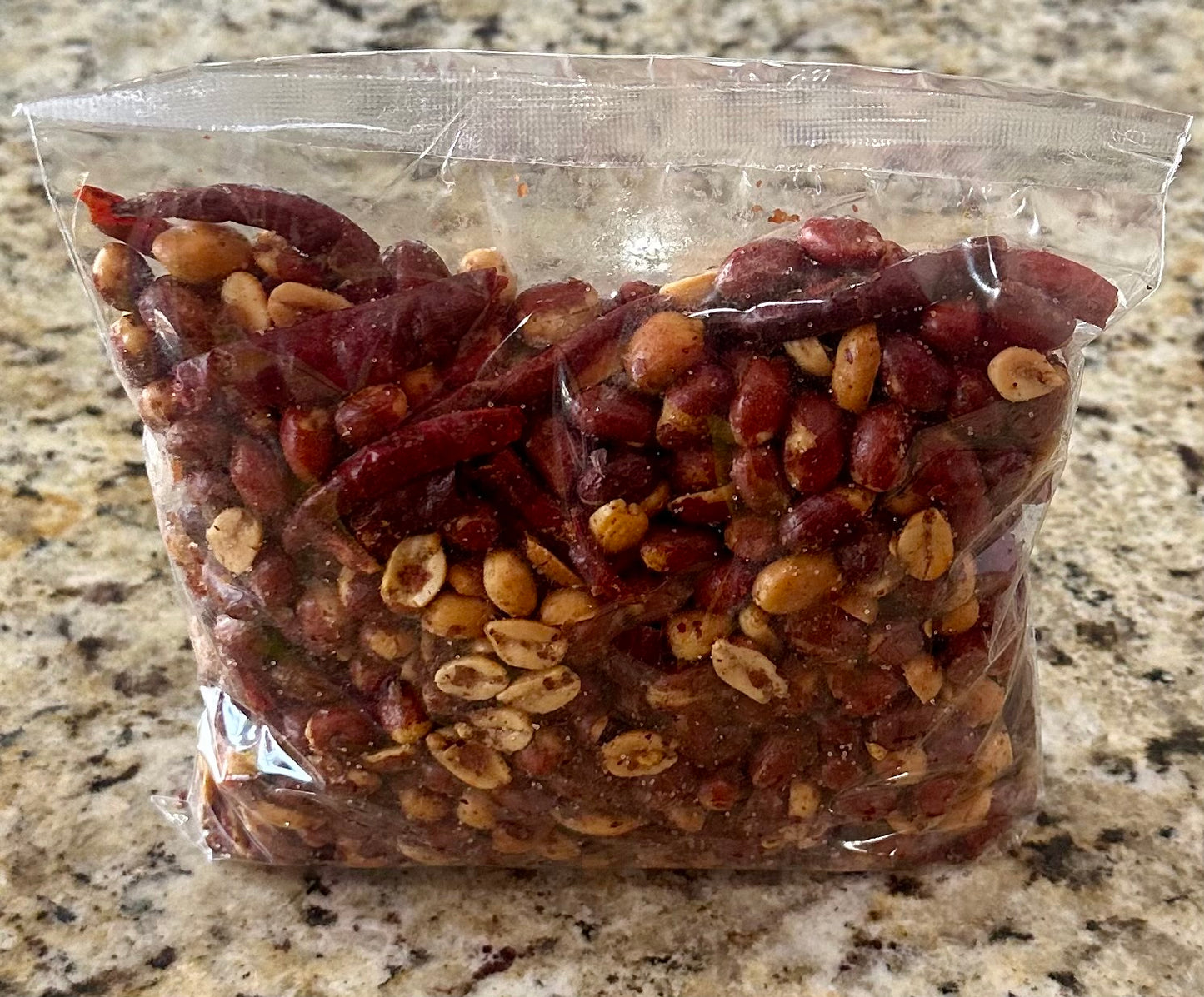 CACAHUATE SALADO Y ENCHILADO 1/2 KG
