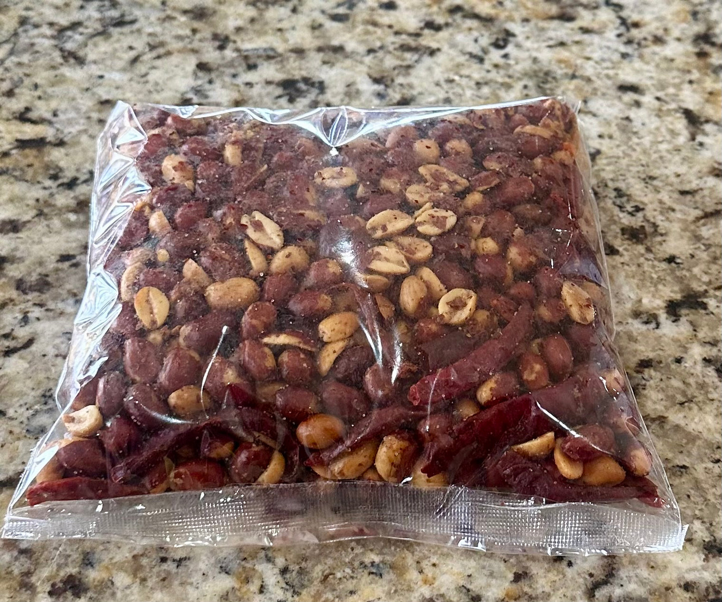 CACAHUATE SALADO Y ENCHILADO 1/2 KG