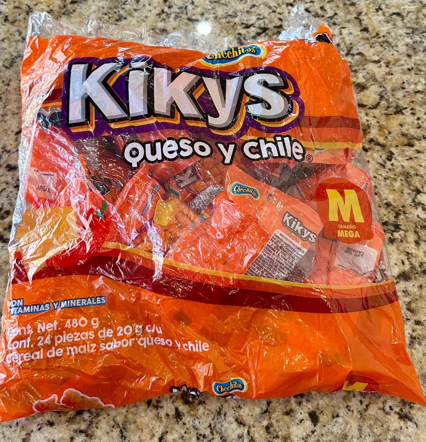 KIKYS QUESO Y CHILE